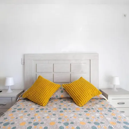 Bulto Carihuela B * Torremolinos