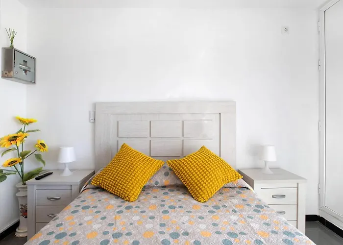 Bulto Carihuela B * Torremolinos