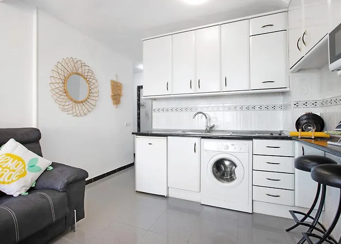 Bulto Carihuela B Torremolinos